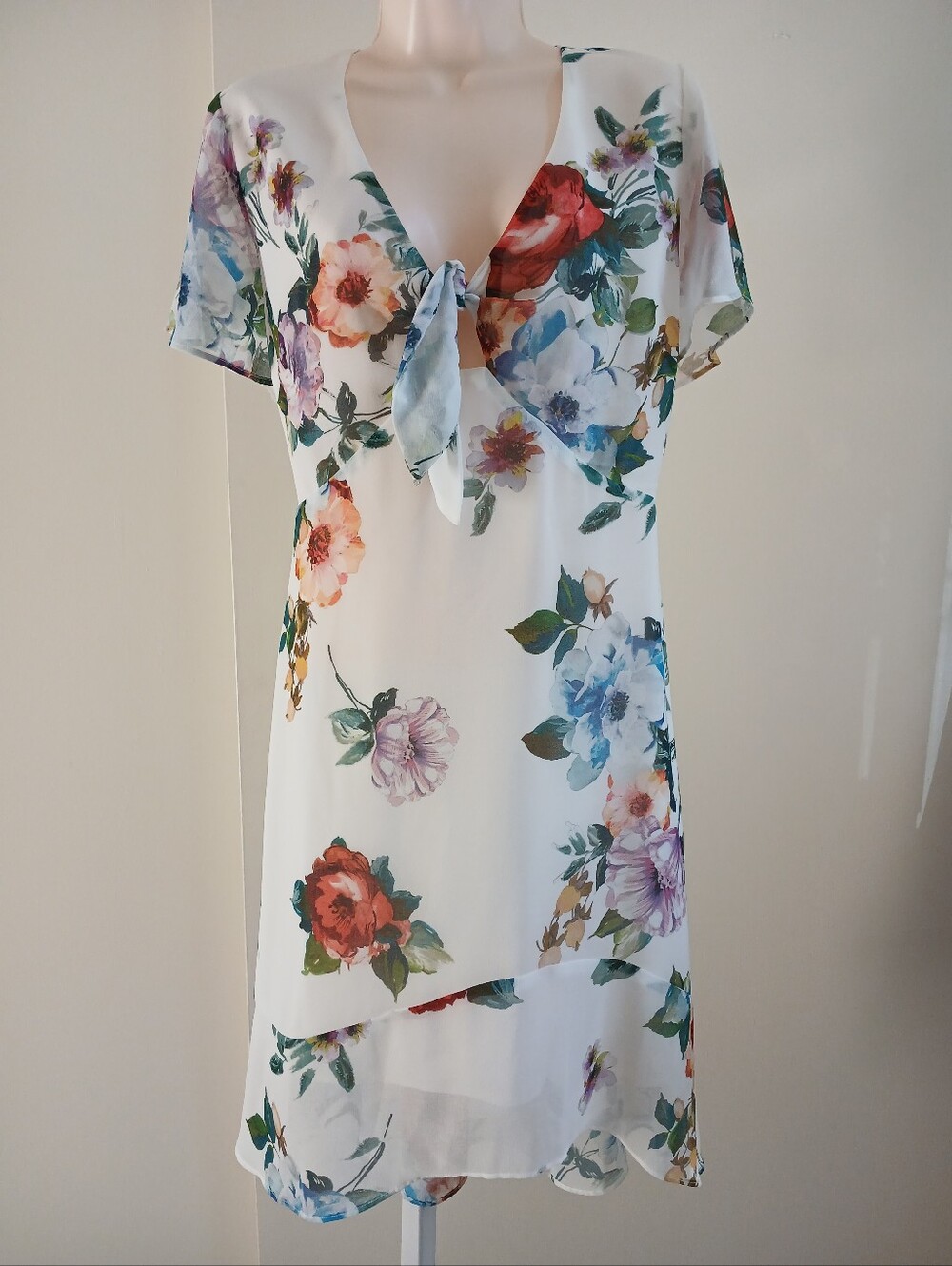 LAVENDER BROWN Floral Tie-Front High-Low Dress White Multicolor Size L